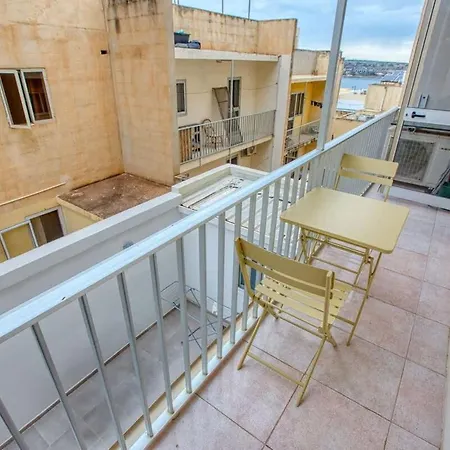 Peaceful Mellieha Stay, Walk To Stunning Beach! Is-Sellum
